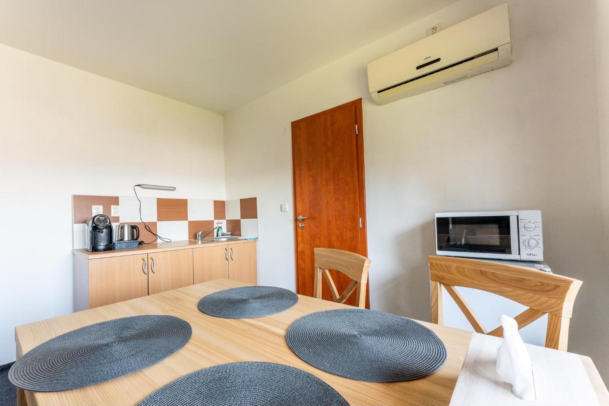 Hotel Areál U Můstku Trojanovice Esterno foto